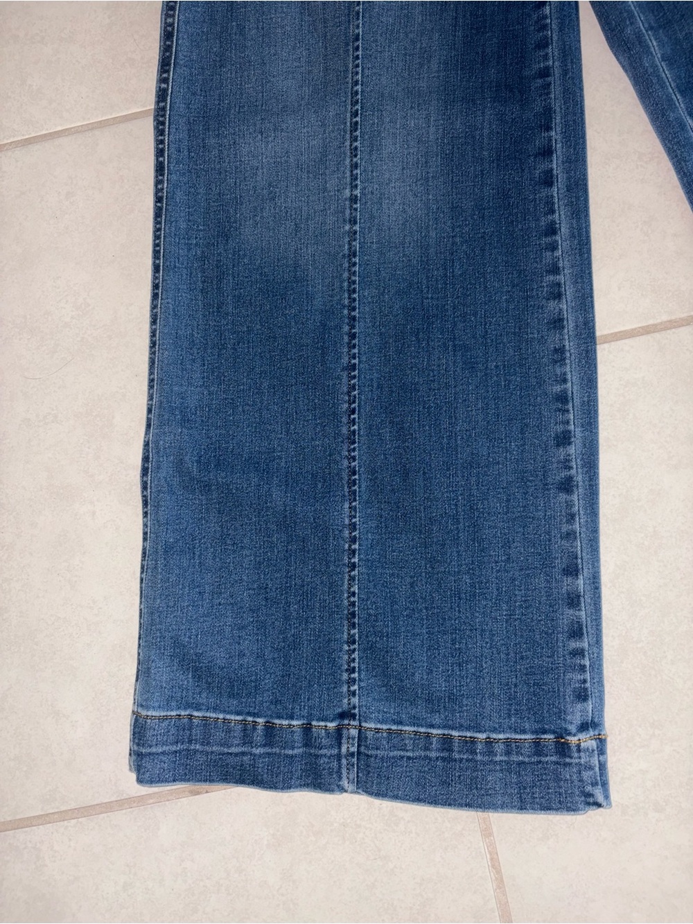 SPANXshape EveryWear Seamed front Wide Leg Jeans Sz M - Picture 4 of 7